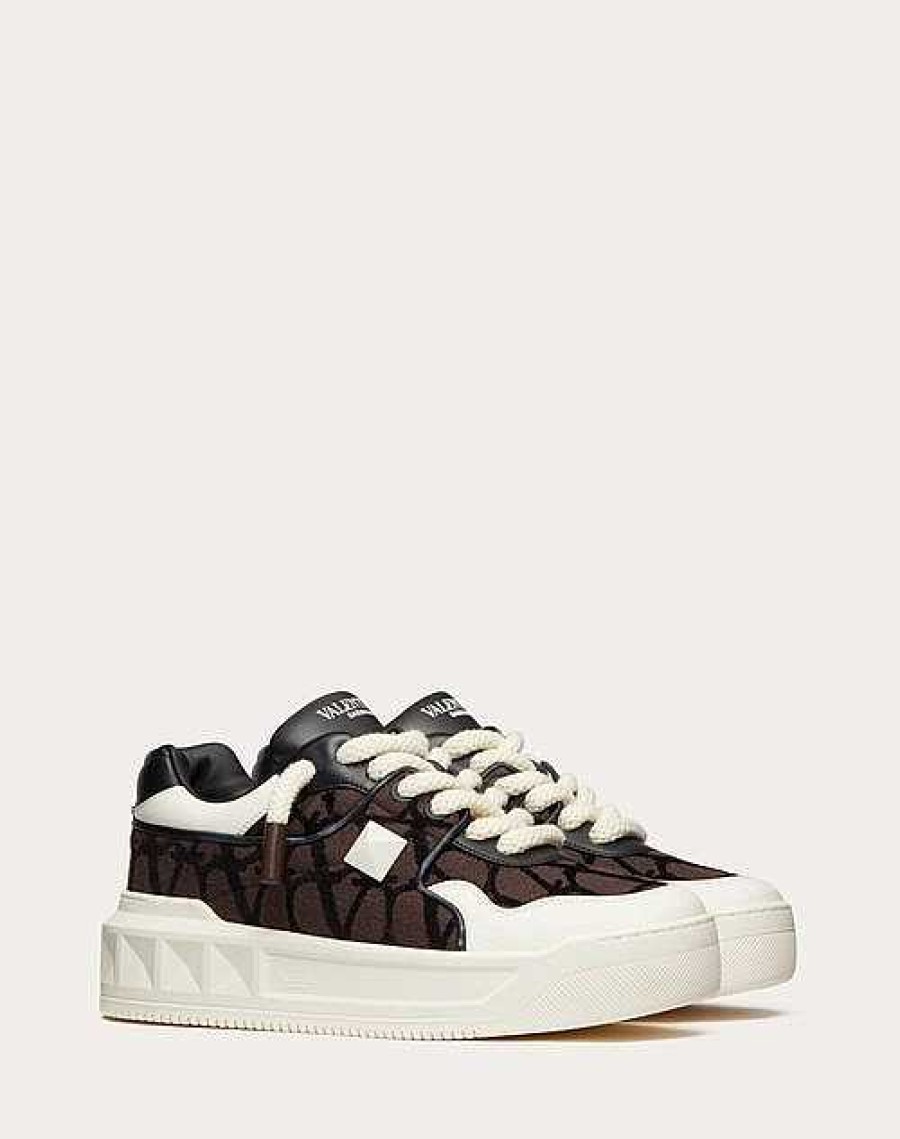 Valentino One Stud Xl Low-Top Sneaker In Nappa Leather And Toile Iconographe Fabric | Sneakers