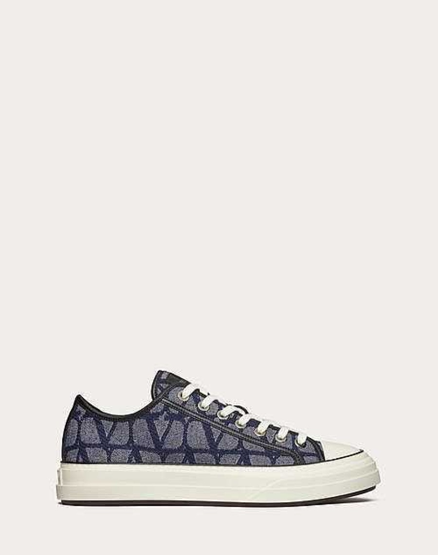 Valentino Denim-Effect Jacquard Toile Iconographe Totaloop Low-Top Sneaker | Sneakers