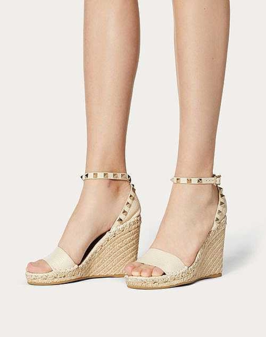 Valentino Double Rockstud Grainy Calfskin Wedge Sandal 105 Mm | Espadrilles And Wedges