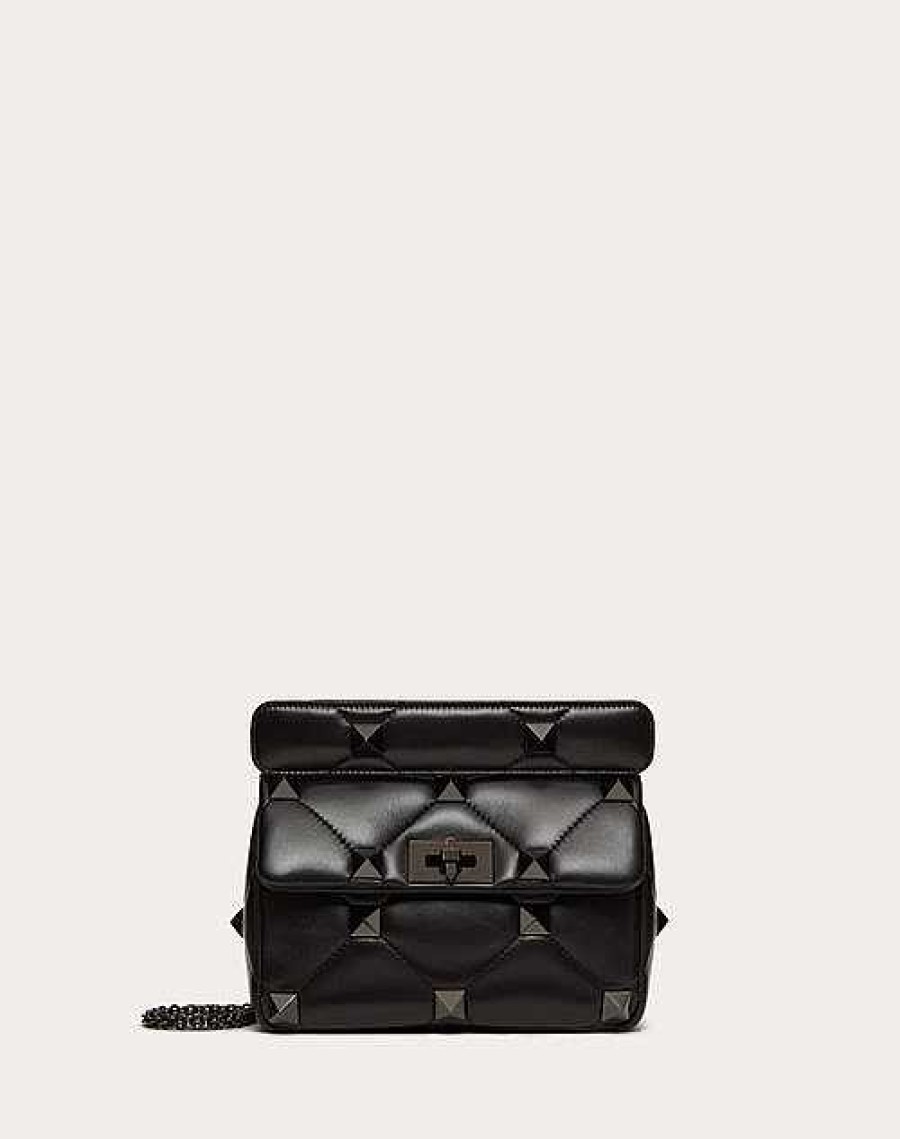 Valentino Medium Roman Stud The Shoulder Bag In Nappa With Chain And Tone-On-Tone Studs | Shoulder Bags